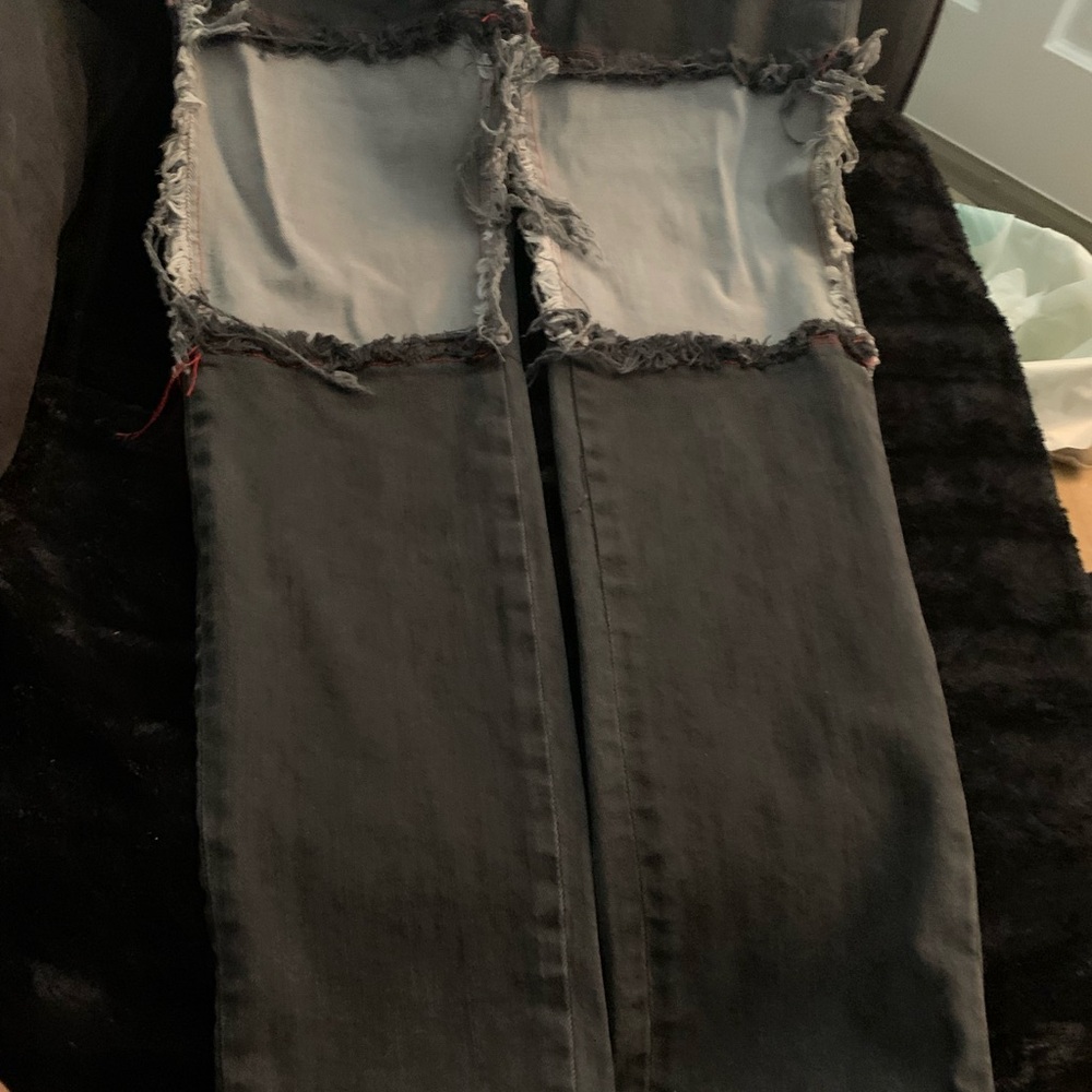 Reputation Studio distressed  jeans size 32
